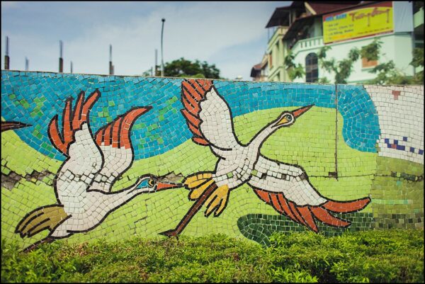 1077px-Hanoi_Ceramic_Mosaic_Mural_(14564312249)